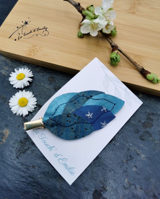 Barrette Plume 'Bleu Céleste'