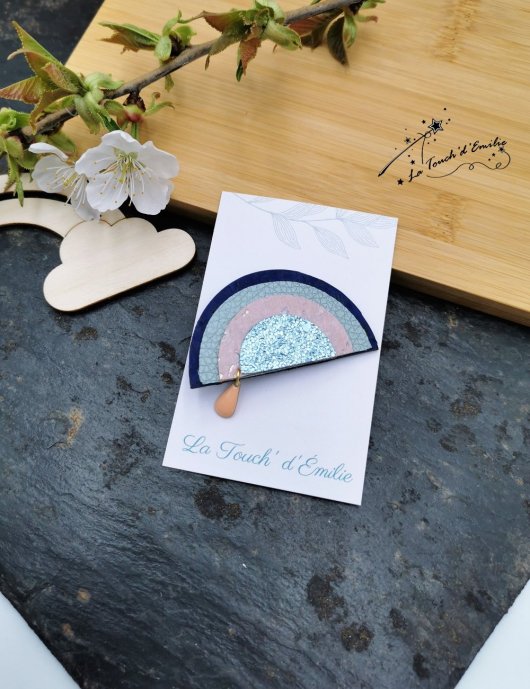 Broche Arc-en-Ciel Bleu poudré