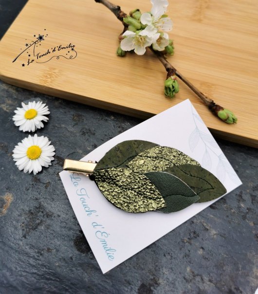 Barrette Plume Green Garden