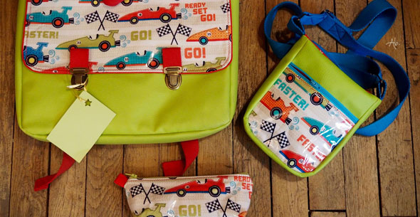 Cartable, besace, cahier